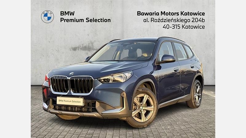 Używany BMW X1 Shadowline 150 KM (110 kW) 2022 Niebieski phytonic metalizowany SUV