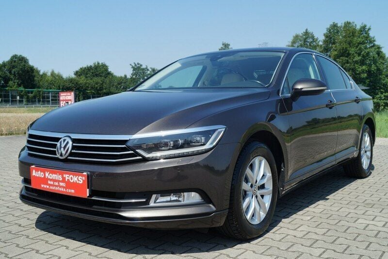 Brązowy (metalik) Używany 2016 VW Passat Sedan/Limuzyna | 55 900 zł (Uczciwa cena) - Obraz 1/4