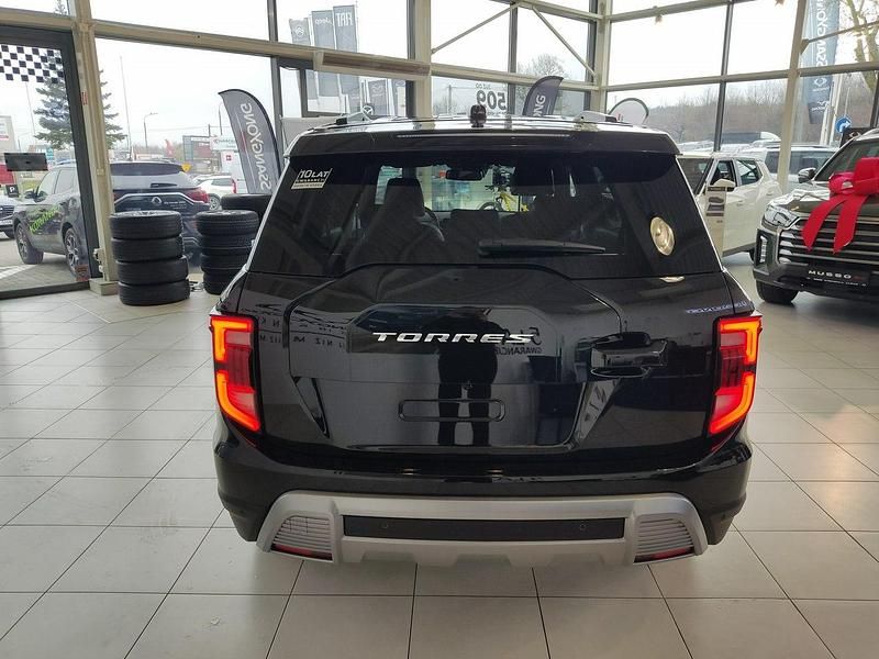Używany Ssangyong (KGM) Torres 163 KM (119 kW) 2023 Czarny (metalik) SUV