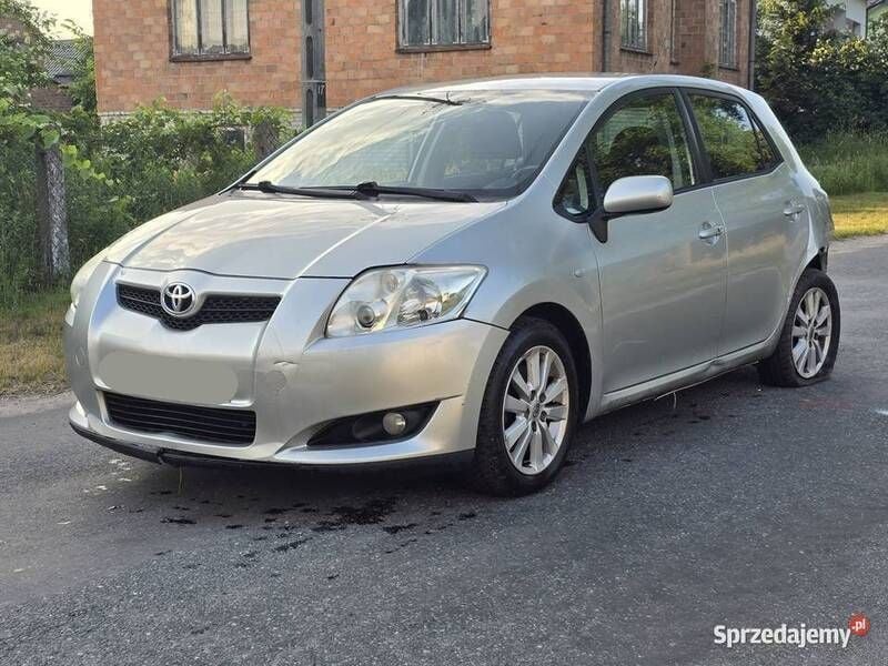 Używany Toyota Auris 2009 Hatchback