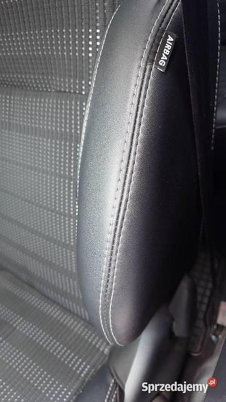 Używany Peugeot 2008 Allure+ 2017 Srebrny SUV