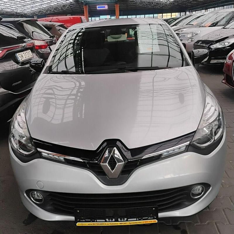 Używany Renault Clio IV 90 KM (66 kW) 2013 Srebrny (metalik) Hatchback