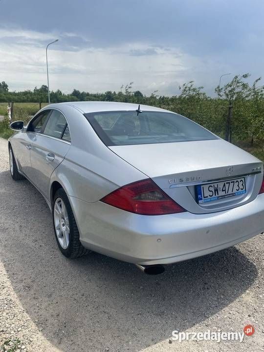Używany Mercedes CLS350 2006 Srebrny Sedan/Limuzyna