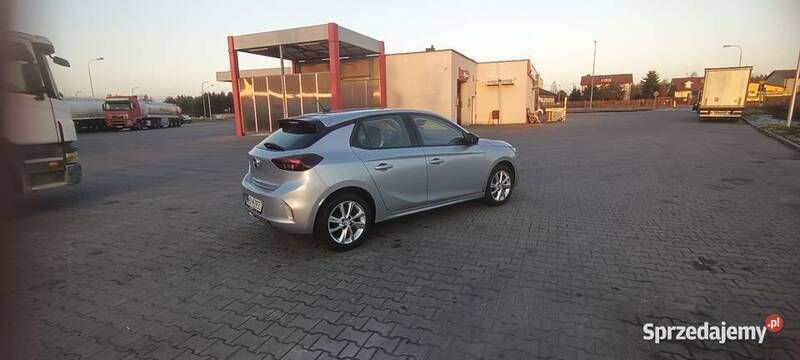 Używany Opel Corsa 2022 Srebrny Hatchback