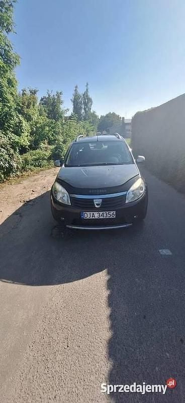 Grafitowy Używany 2009 Dacia Sandero Stepway Hatchback | 15 000 zł (Drogi) - Obraz 1/4