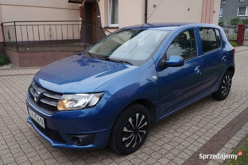 Niebieski Używany 2014 Dacia Sandero Hatchback | 17 900 zł (Uczciwa cena) - Obraz 1/4