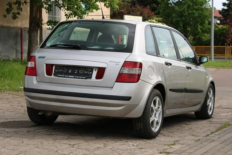 Używany Fiat Stilo 103 KM (75 kW) 2003 Srebrny Hatchback