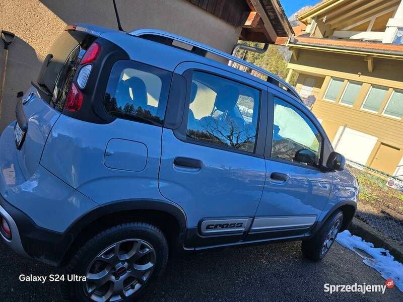 Używany Fiat Panda 4x4 2019 Srebrny Hatchback