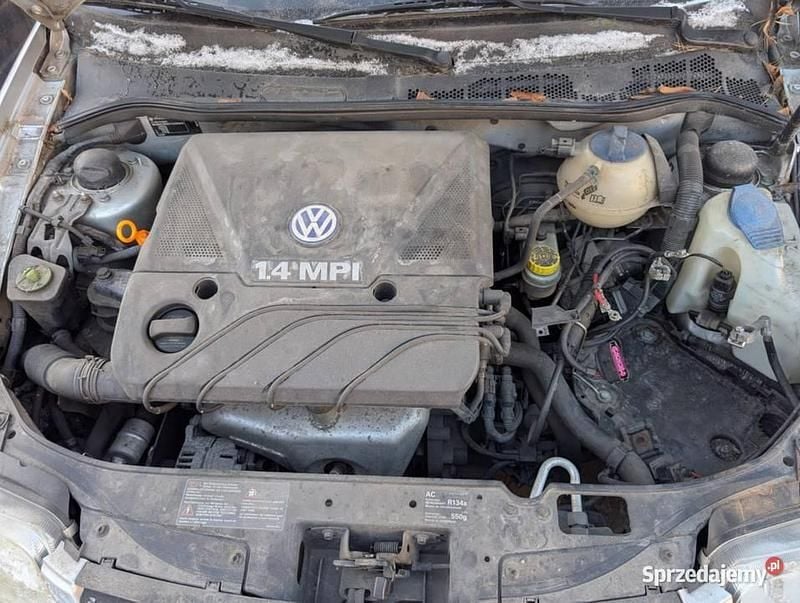 Srebrny Używany 2001 VW Polo Hatchback | 2000 zł - Obraz 1/4