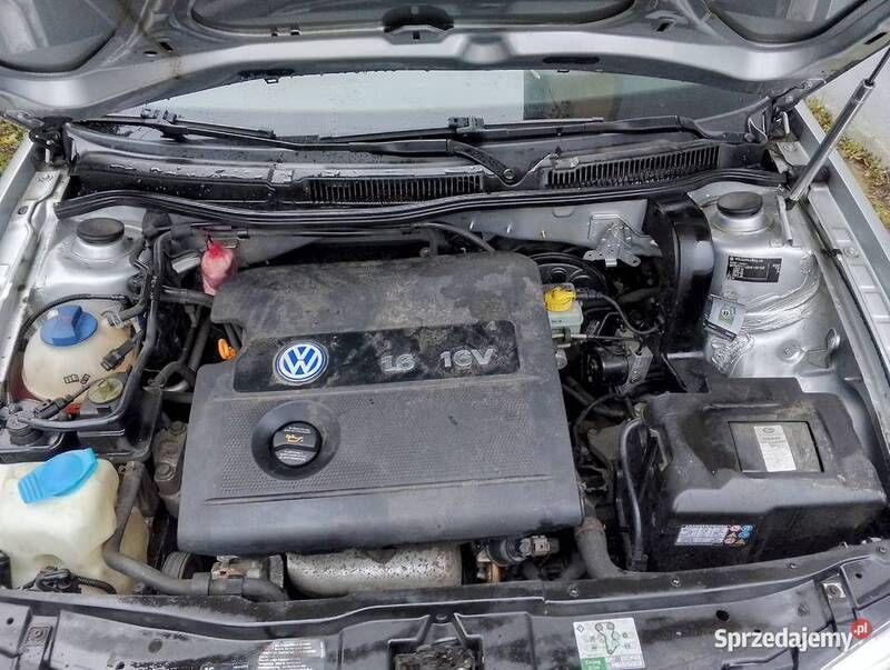 Używany VW Golf IV 2003 Srebrny Hatchback