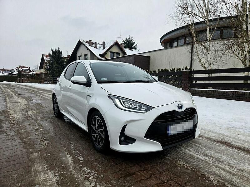 Używany Toyota Yaris 2021 Biały Hatchback