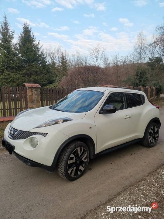 Biały Używany 2013 Nissan Juke SUV | 37 900 zł (Uczciwa cena) - Obraz 1/4