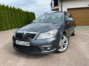 Szary Używany 2011 Skoda Octavia RS Kombi | 29 900 zł (Drogi) - Obraz 1/4