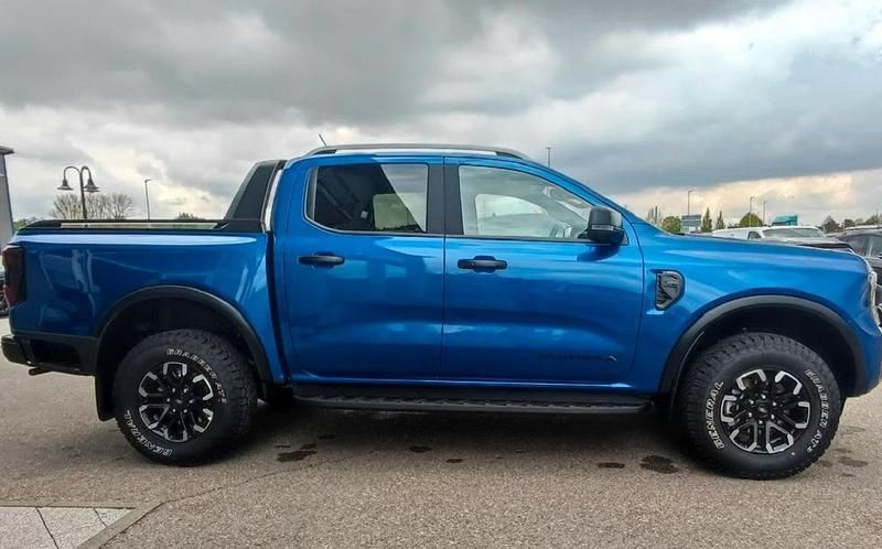 Nowe Ford Ranger Wildtrack 205 KM (150 kW) 2025 Niebieski Pickup