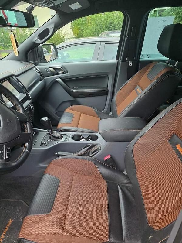 Używany Ford Ranger 2018 Czarny Pickup