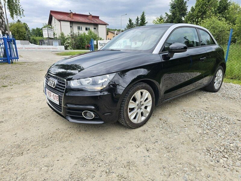 Czarny (metalik) Używany 2014 Audi A1 Hatchback | 28 900 zł (Uczciwa cena) - Obraz 1/4