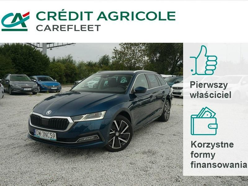 Niebieski Używany 2021 Skoda Octavia Style Kombi | 68 600 zł (Uczciwa cena) - Obraz 1/4