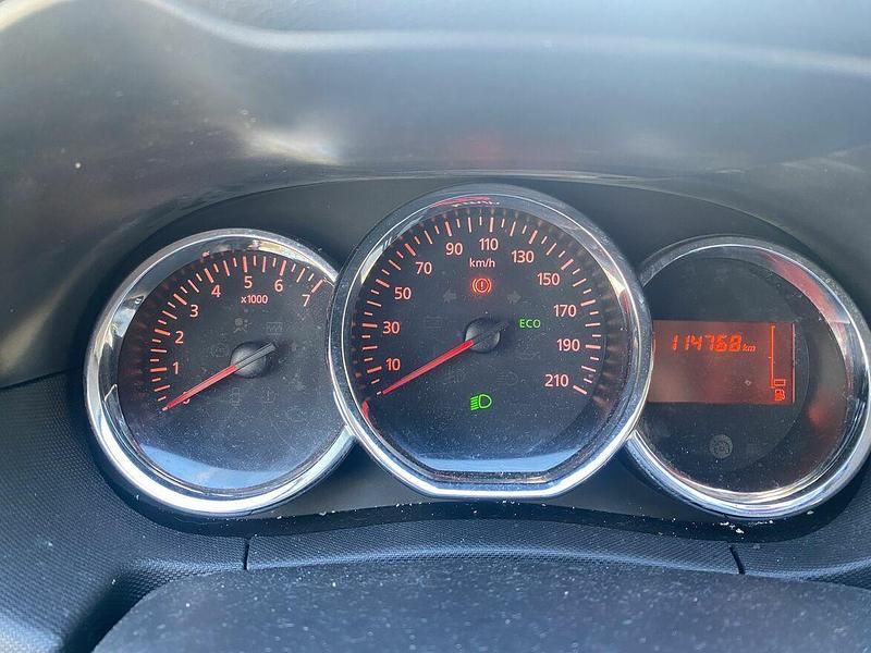 Używany Dacia Duster 2016 Biały SUV