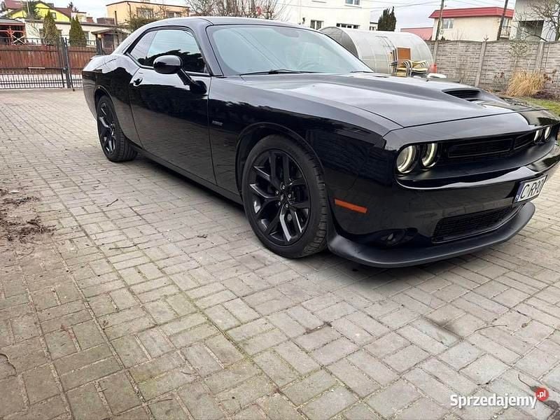Używany Dodge Challenger 2019 Czarny Coupe