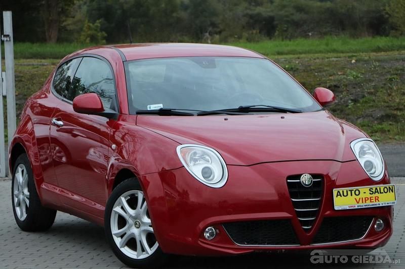 Używany Alfa Romeo MiTo 90 KM (66 kW) 2009 Czerwony Hatchback