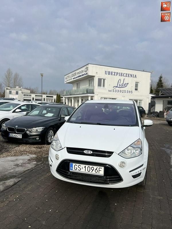 Używany Ford S-MAX S 140 KM (102 kW) 2010 Biały Minivan
