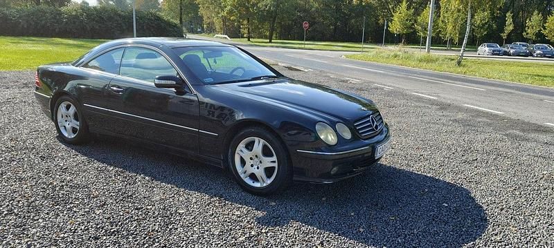 Używany Mercedes CL500 300 KM (220 kW) 2003 Czarny (metalik) Coupe