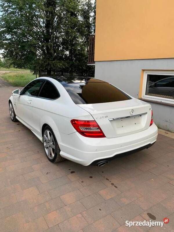 Używany Mercedes 250 2011 Biały Coupe