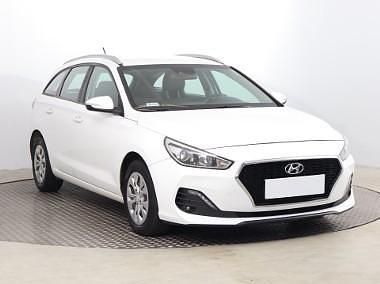 Biały Używany 2018 Hyundai i30 Kombi | 34 999 zł (Uczciwa cena) - Obraz 1/4