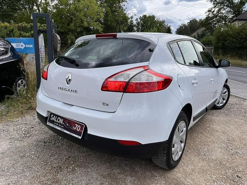 Używany Renault Mégane III 116 KM (85 kW) 2014 Biały (metalik) Hatchback