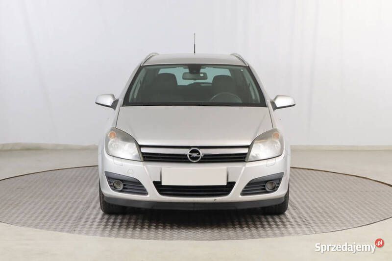 Srebrny Używany 2006 Opel Astra Kombi | 9499 zł (Uczciwa cena) - Obraz 1/4