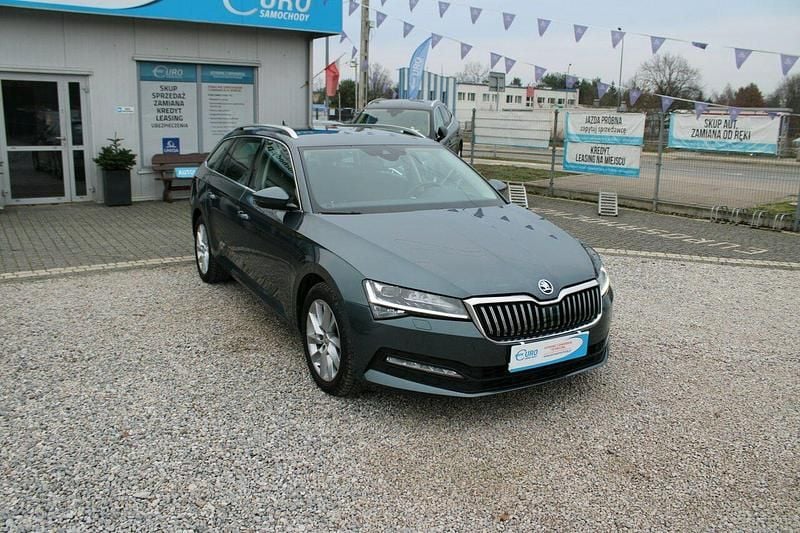 Używany Skoda Superb Ambition 2021 Szary Kombi