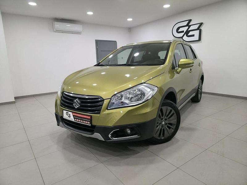 Inny (metalik) Używany 2016 Suzuki SX4 S-Cross SUV | 48 900 zł (Uczciwa cena) - Obraz 1/4