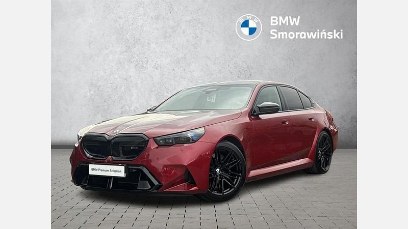 Czerwony fire red metalizowany Używany 2024 BMW M5 Comfort Edition Sedan/Limuzyna | 589 900 zł (Uczciwa cena) - Obraz 1/3