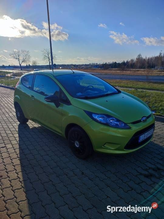 Używany Ford Fiesta 2009 Zielony Hatchback
