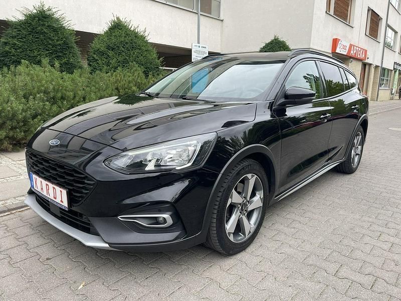 Czarny Używany 2020 Ford Focus Active Kombi | 53 900 zł (Dość drogi) - Obraz 1/4