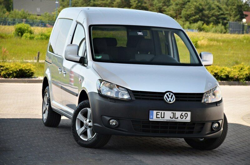 Srebrny (metalik) Używany 2010 VW Caddy Minivan | 29 900 zł (Dobra cena) - Obraz 1/4