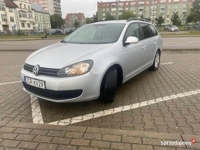 Używany VW Golf VII 2012 Srebrny Kombi