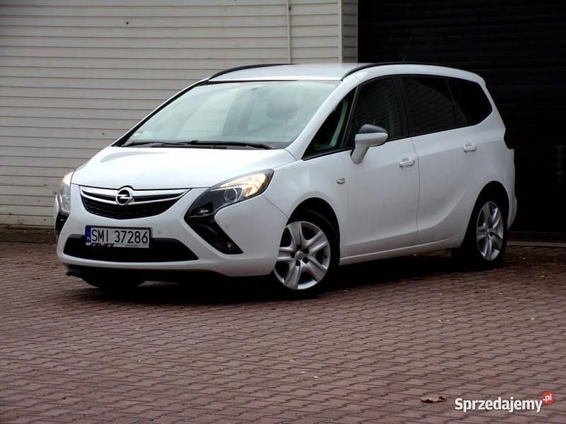 Używany Opel Zafira 110 KM (80 kW) 2013 Biały Minivan