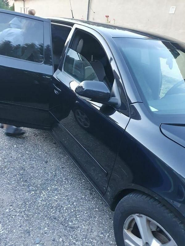 Czarny Używany 2007 Skoda Octavia vRS Kombi | 7000 zł (Super Cena) - Obraz 1/4