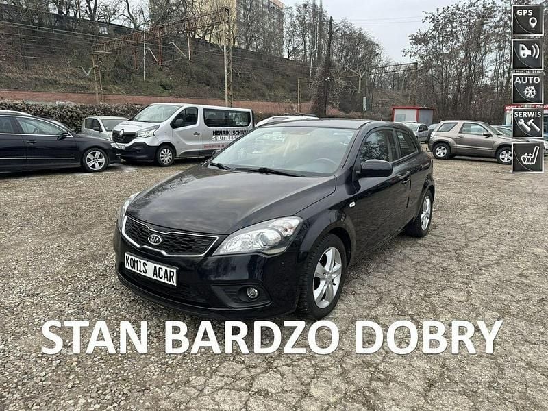Używany Kia Ceed 2012 Czarny Hatchback