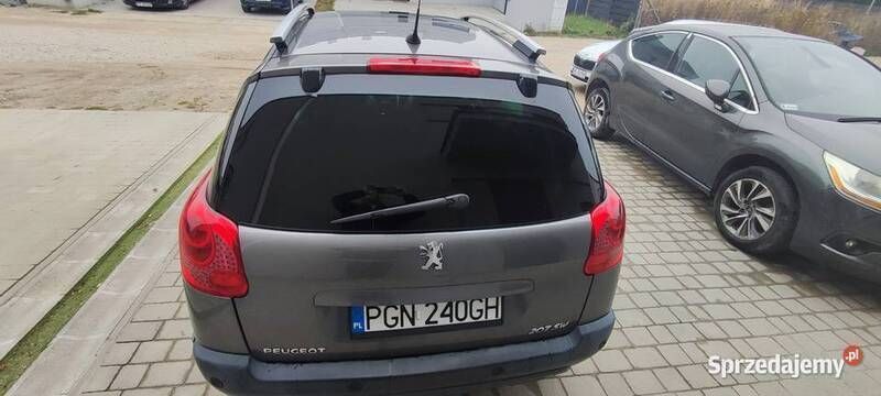 Używany Peugeot 207 Outdoor 2008 Grafitowy Kombi