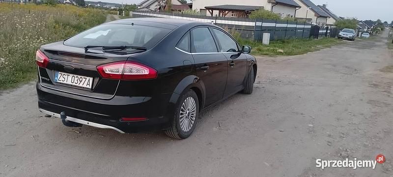 Używany Ford Mondeo 2012 Czarny Sedan/Limuzyna