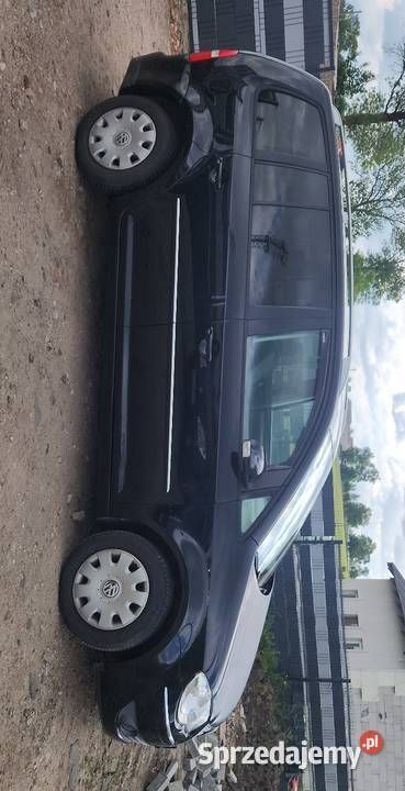 Czarny Używany 2008 VW Touran Minivan | 13 500 zł (Dobra cena) - Obraz 1/4