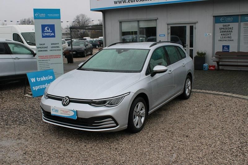 Srebrny (metalik) Używany 2023 VW Golf VIII Kombi | 60 894 zł (Dobra cena) - Obraz 1/3