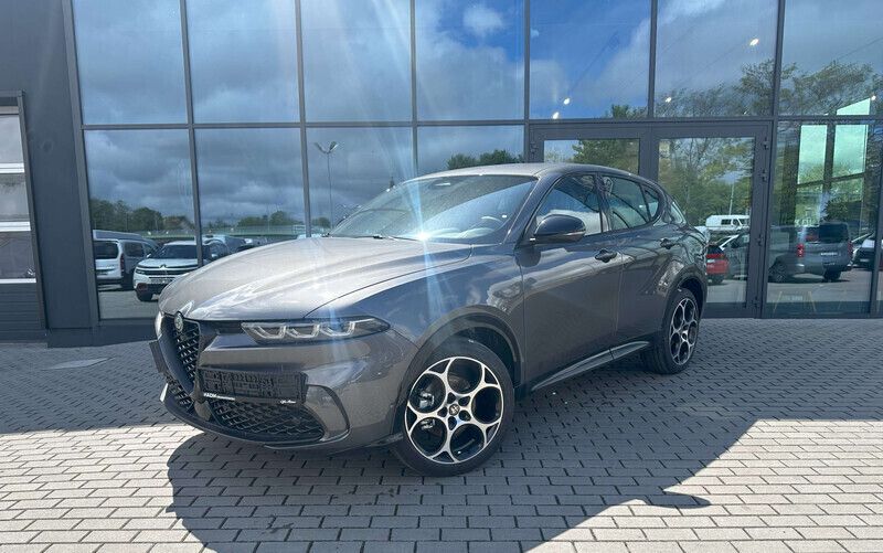 Lakier metalizowany vesuvio grey Nowe 2024 Alfa Romeo Tonale Sprint SUV | 173 645 zł (Drogi) - Obraz 1/4