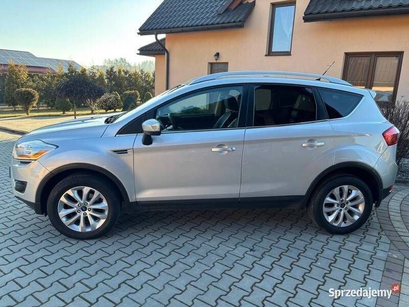 Używany Ford Kuga 2013 Srebrny SUV