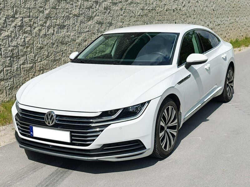 Biały Używany 2019 VW Arteon Coupe | 89 900 zł (Dobra cena) - Obraz 1/4