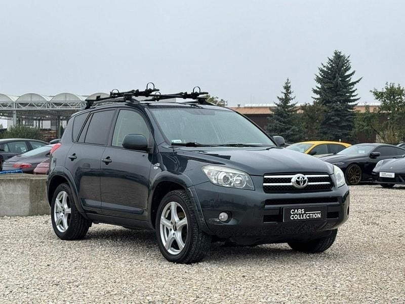 Używany Toyota RAV4 177 KM (130 kW) 2007 Zielony ciemny SUV