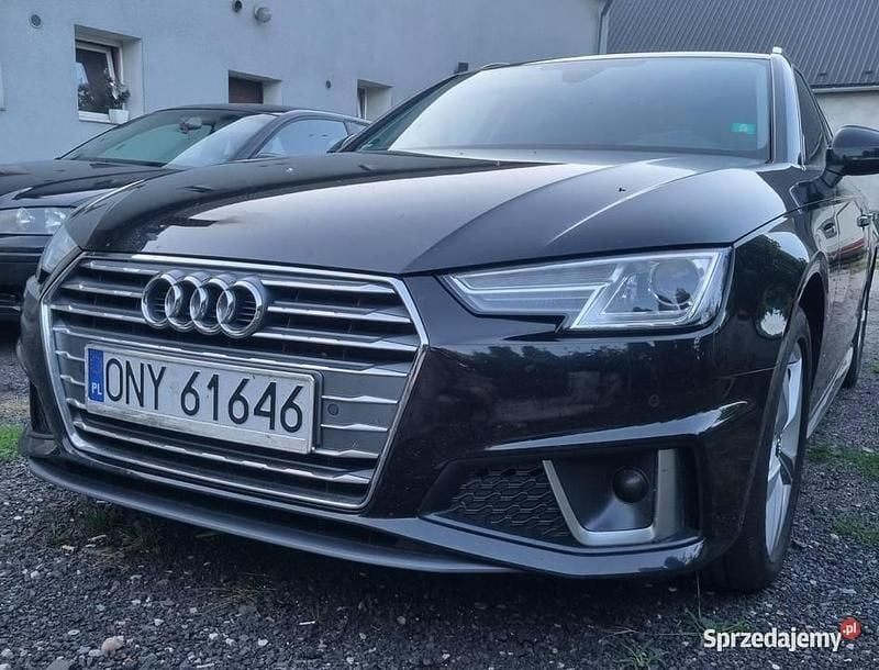Czarny Używany 2019 Audi A4 S-Line Kombi | 79 900 zł (Drogi) - Obraz 1/4