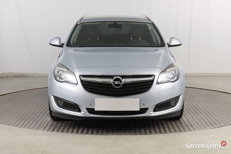 Niebieski Używany 2015 Opel Insignia Kombi | 33 999 zł (Uczciwa cena) - Obraz 1/4